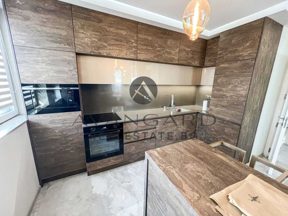 Продава се Двустаен апартамент в Пловдив, Кършияка - 98 кв.м за 1051 €/кв.м - Снимка #2