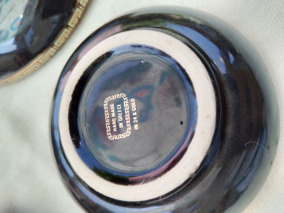 Пепелник  позлатен