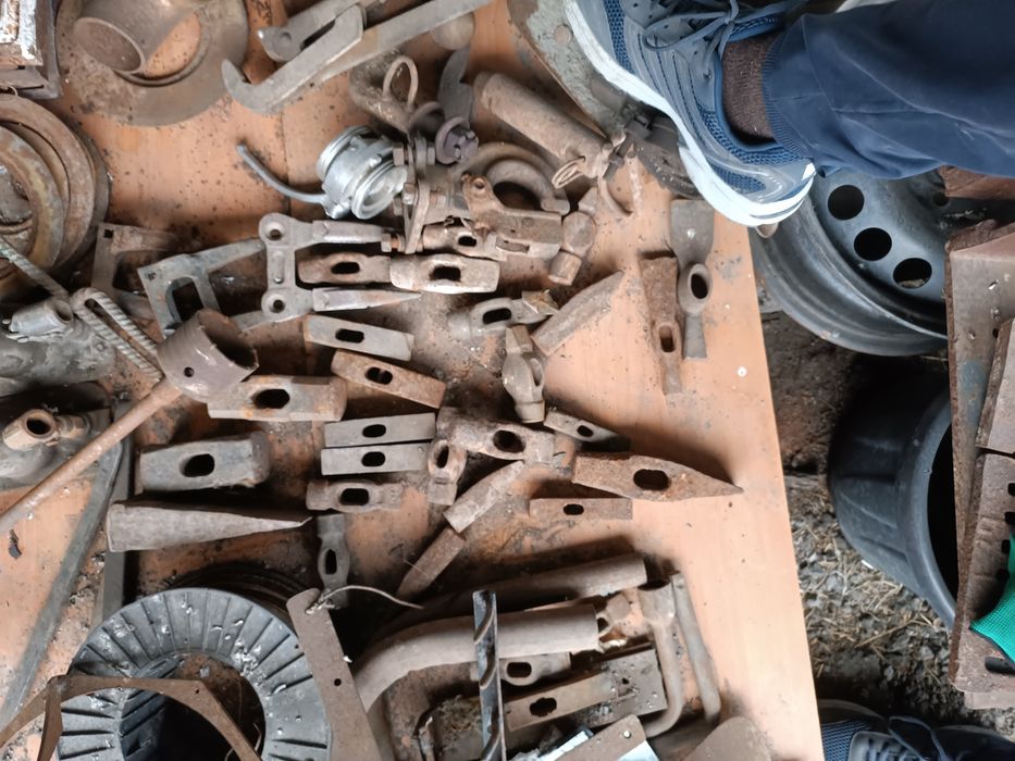 Продам деловой металл