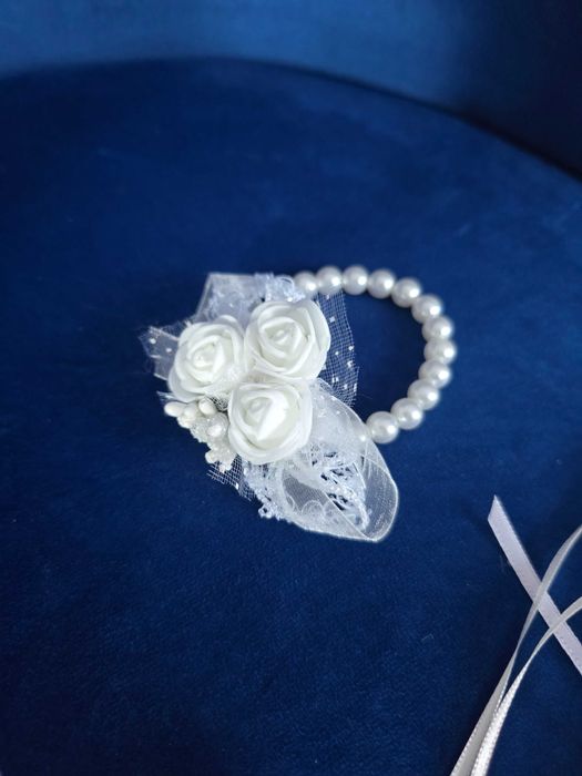 Гривни/цветчета/бутониери