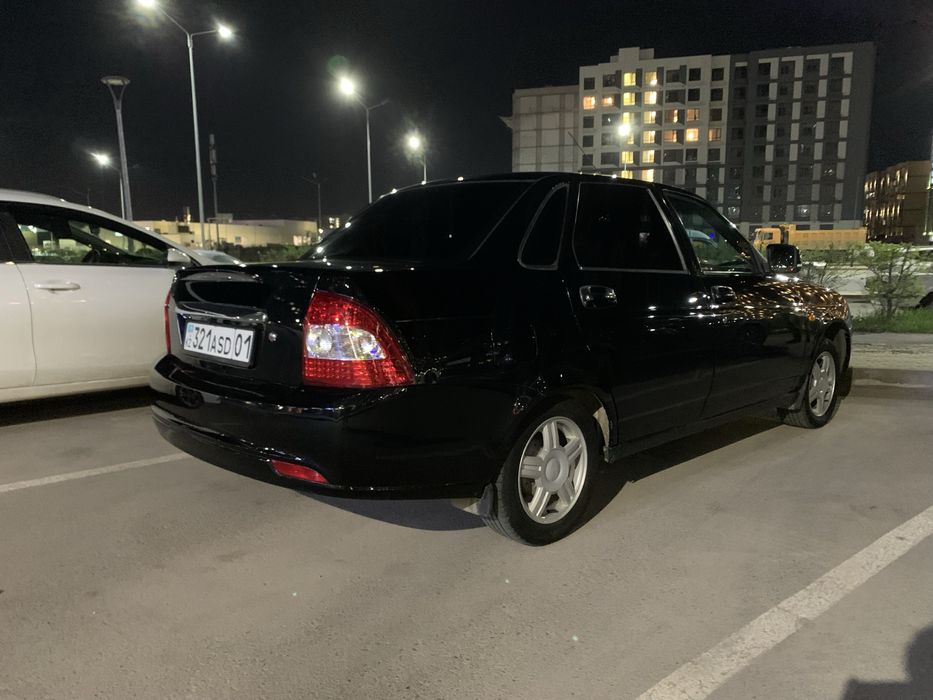 Лада приора 2 полулюкс