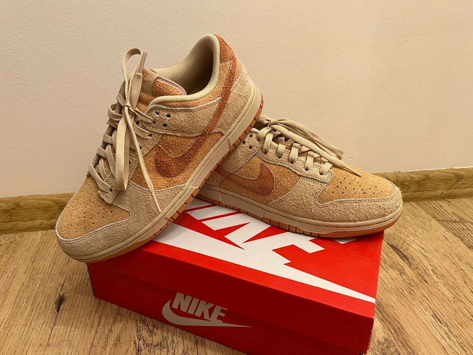 Нови маратонки Nike Dunk Low