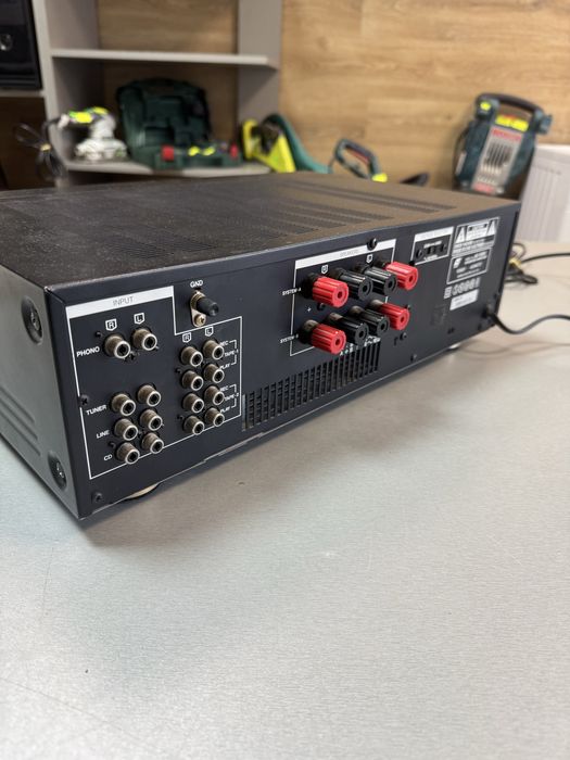 Усилвател Sansui AU-X301