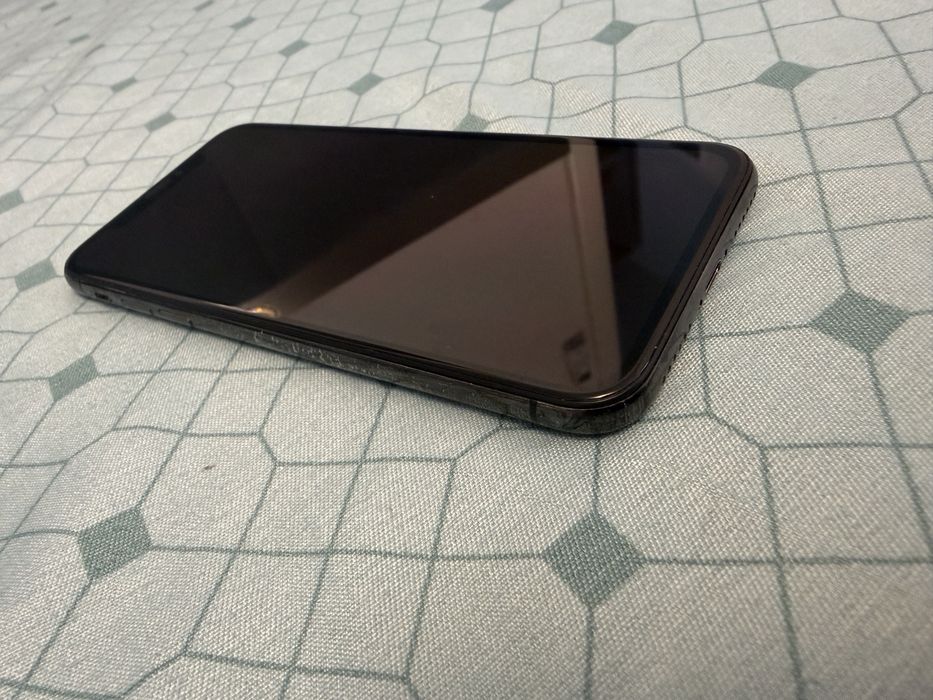 Apple Iphone X , Impecabil , Negru , 80 baterie .