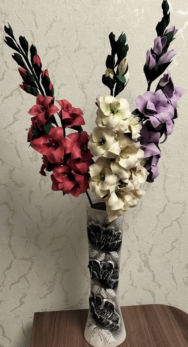 Гладиолусы из фоамирана