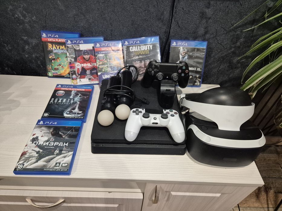 Play Station 4 + VR