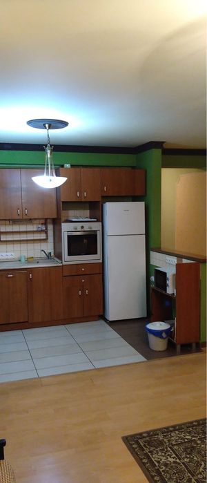 Apartament 3 camere de inchiriat