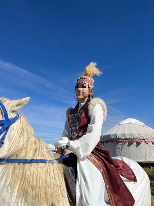 Казахский камзол с саукеле — ПРОКАТ