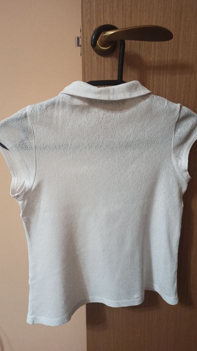 Продам блузку школьную для девочки