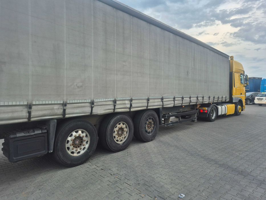 Ansamblu DAF XF 460 AN 2015 EU 6+Schmitz standard cu alveole an 2003