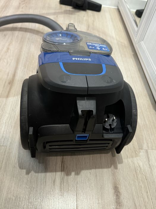Продам пылесос Philips в идиальном состояние