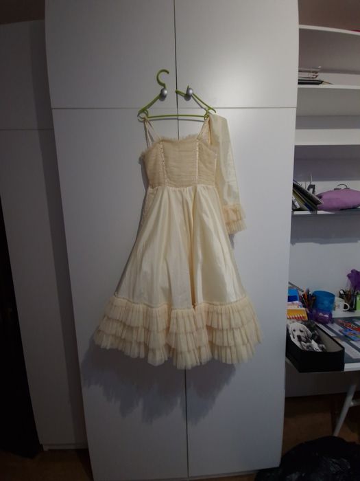 Рокля от 6 до 9 години и обувки 34 размер