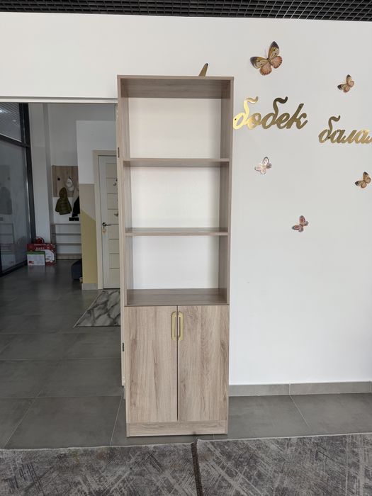 Шкаф стеллаж в отличном состоянии