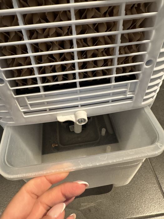 Crown система за охлаждане с лед