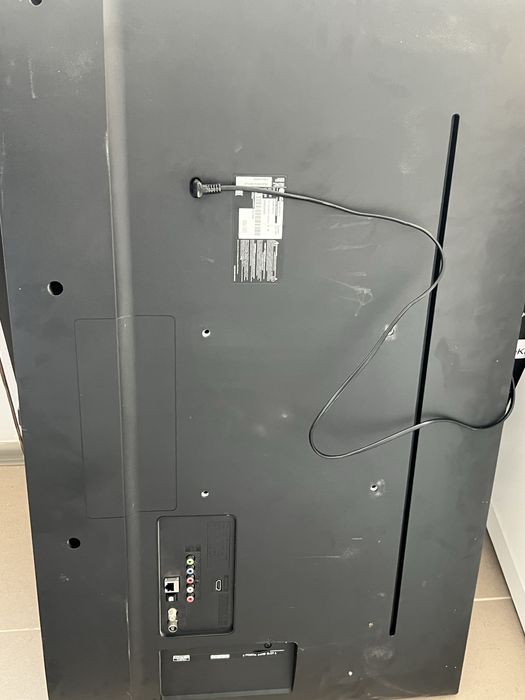 Телевизор LG 43LM5700PLA