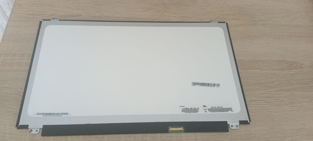 Продам матрицу для ноутбука