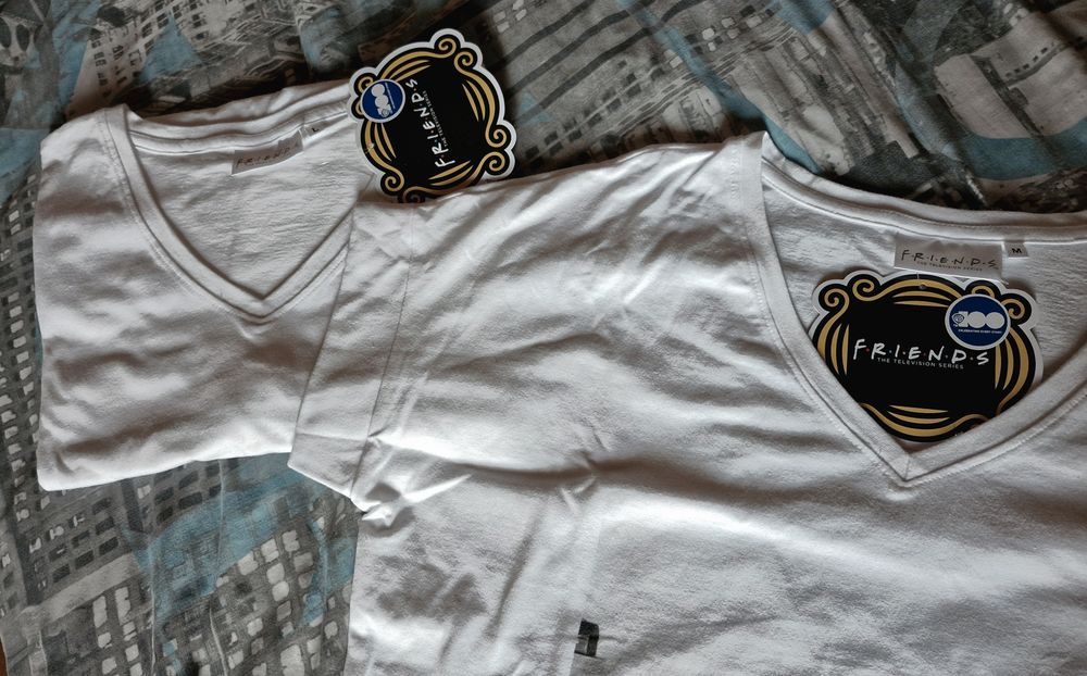 Тениска на сериала Приятели / Friends 2бр. НОВИ!