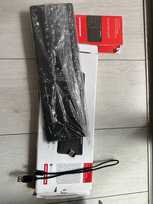 Клавиатура Modecom MC-TPK1 с Touchpad, бежична, черна, USB