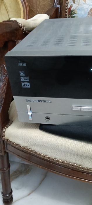 Продава се уникален ресейвър усилвател на Harman kardon