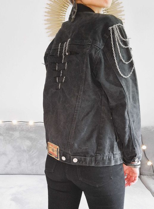 Оригинално винтидж яке Diesel с хендмейд акценти + обеци и гривни