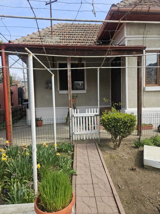 Casa si teren de vanzare TULCEA