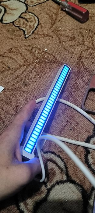 Продам Музыкальный светильник эквалайзер Sound Control Lamp
