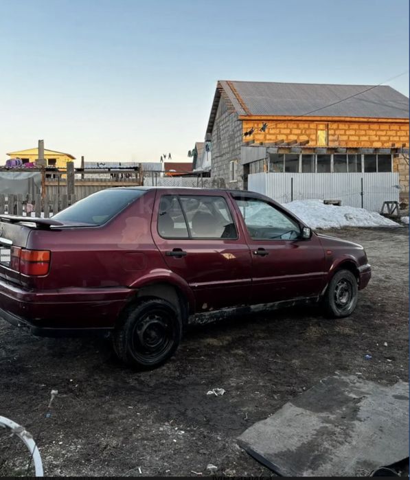 Продам Volkswagen Vento 1992 года