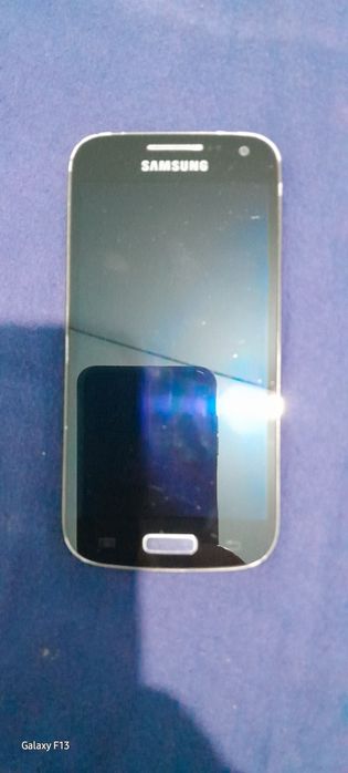 Vand telefoane samsung model vechi