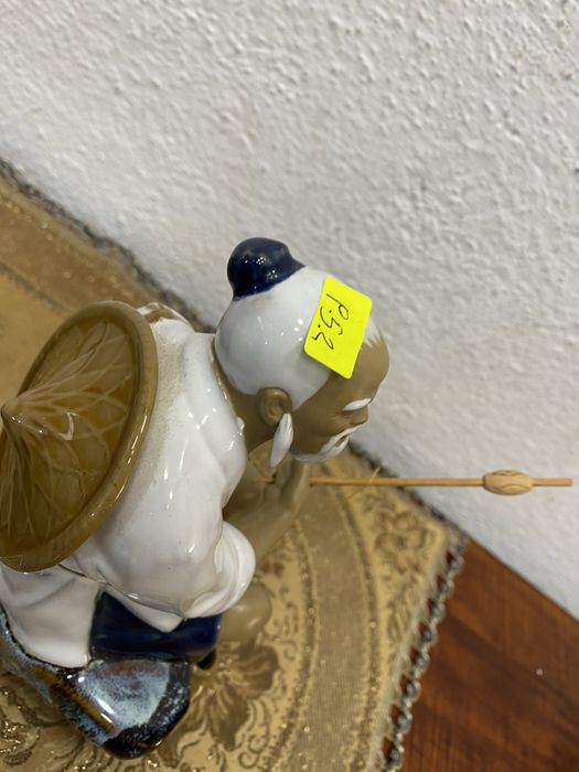 Стари азиятски фигури рибари