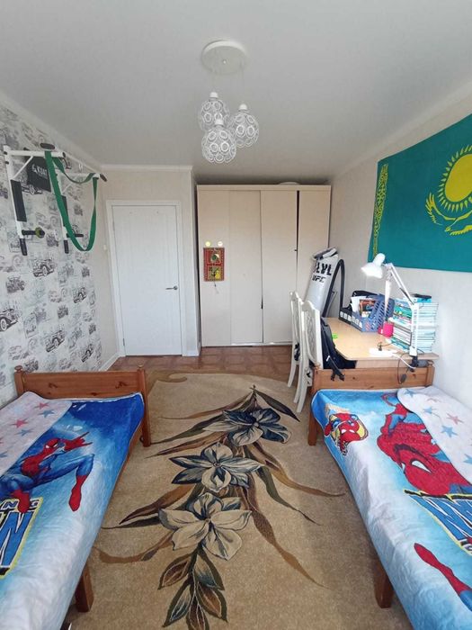 Продам 2 комн. квартиру в Уральске