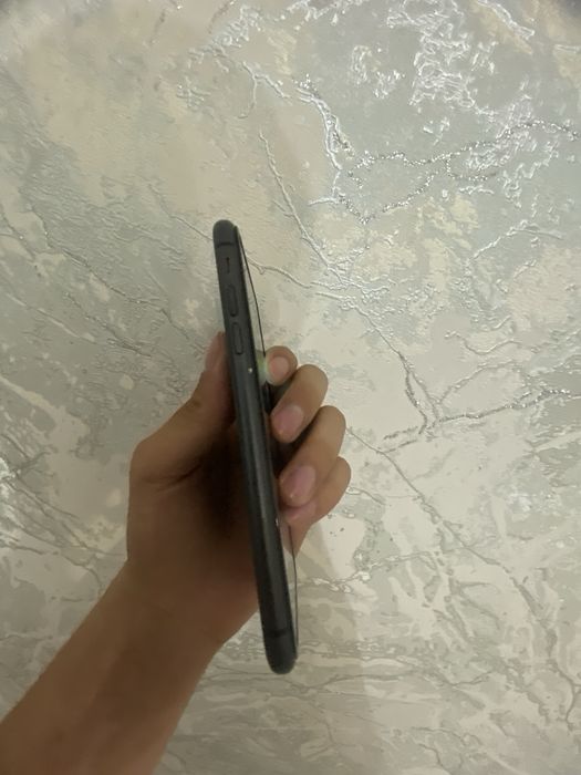 IPhone 11 128gb}72% EaC Ремонт кормеген