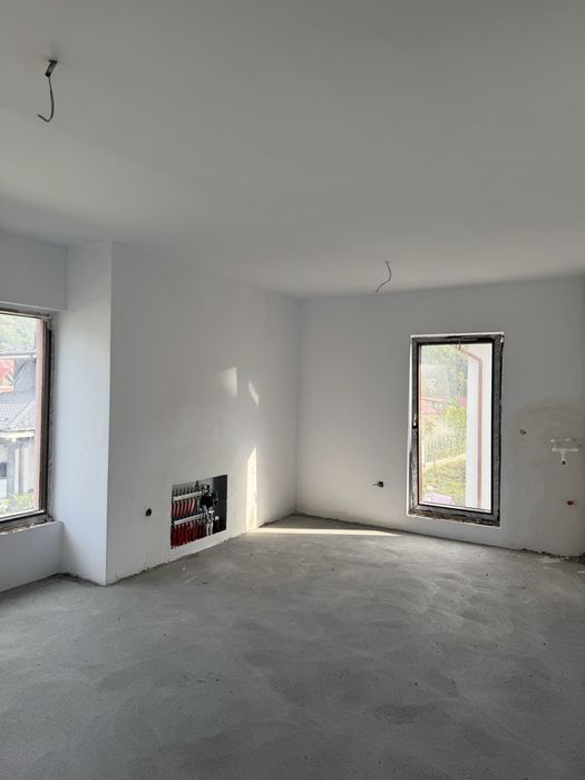 Vand apartament pe str Somesului oras Beclean