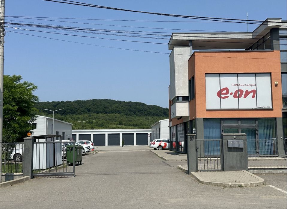 Inchiriez spatiu de depozitare/garaj