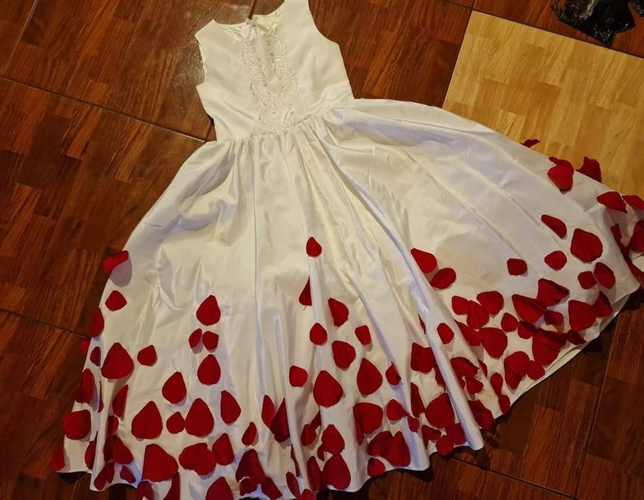 Rochie eleganta 6-7 ani