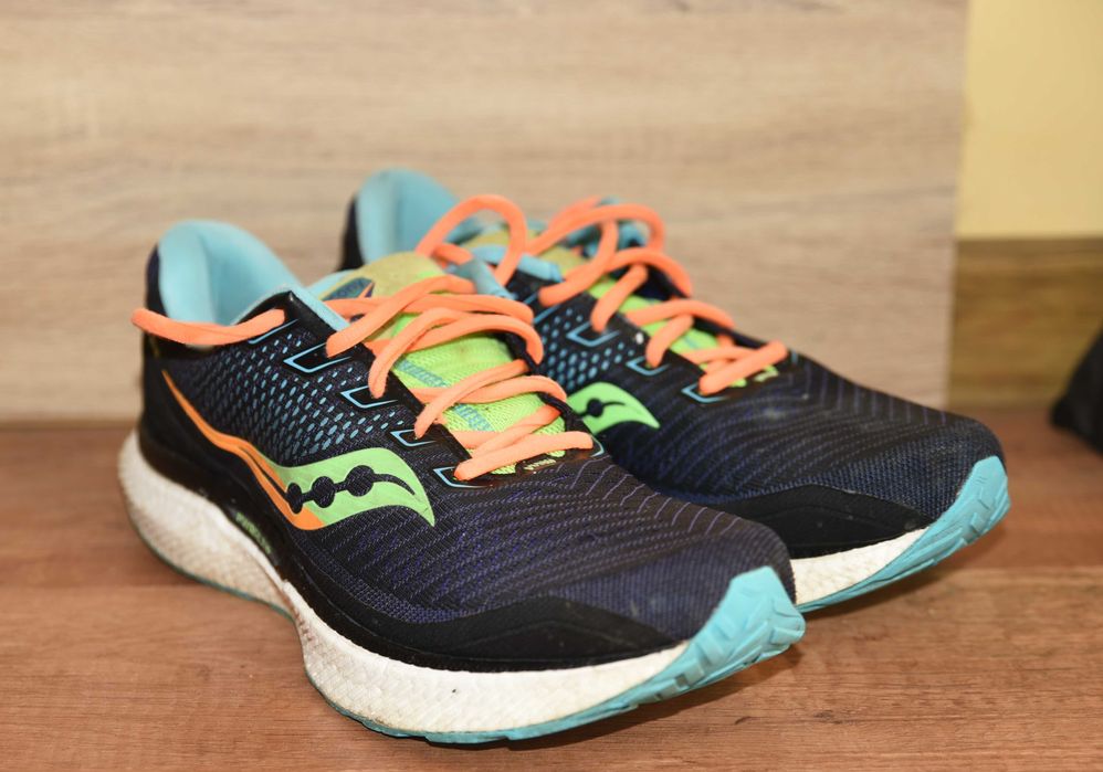 Saucony Triumph 18 оригинални маратонки 44.5 номер