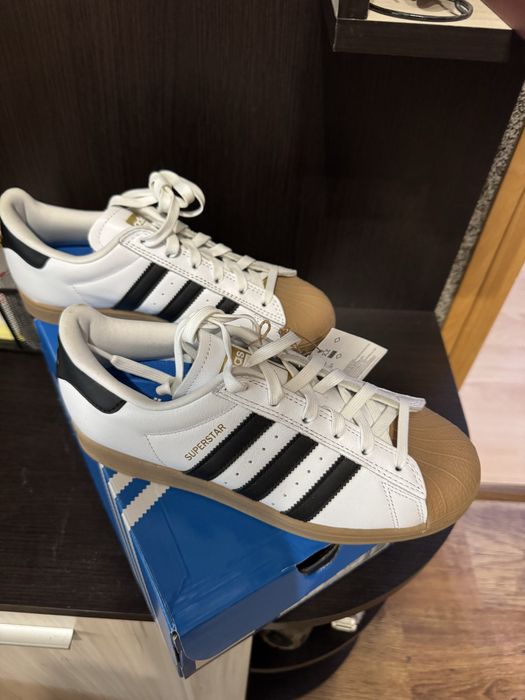 Adidas Originals различни модели, всички в размер  39.1/3