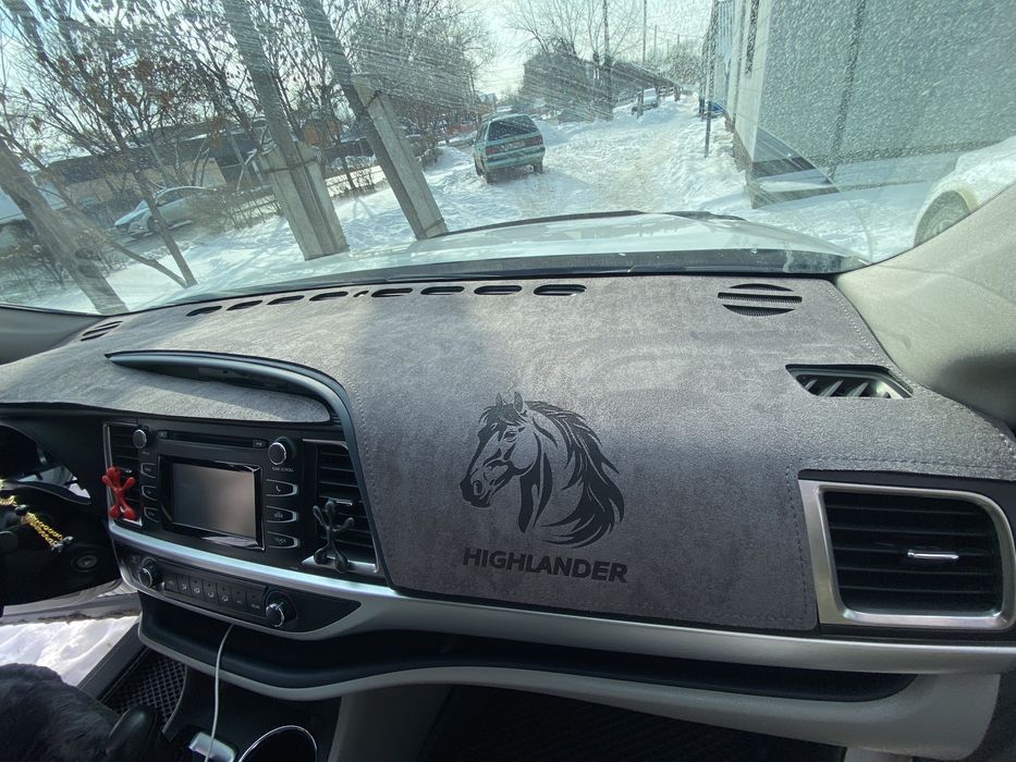 Накидка на панель из алькантары