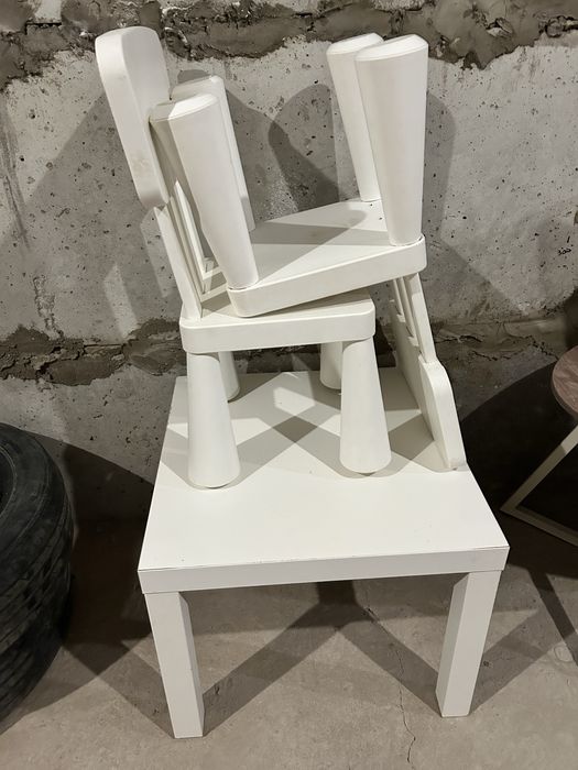Стол и стулья детские, б/у, Ikea