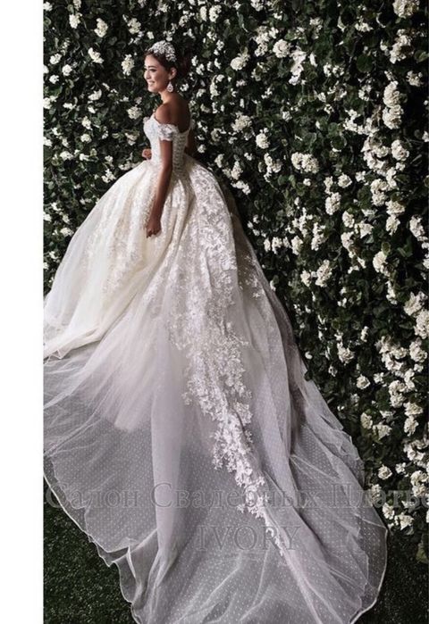 Продам свадебное платье торг