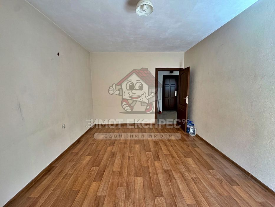 Продава се Двустаен апартамент в Асеновград - 72 кв.м за 1139 €/кв.м - Снимка #13