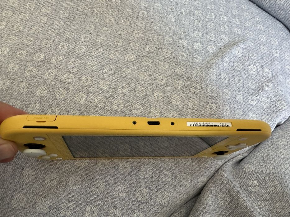 Nintendo Switch Lite in stare perfectă de funcționare!