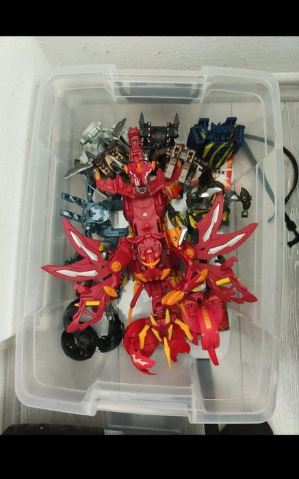 Lot Bakugani, pret separat pentru fiecare