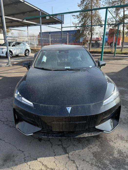 В продаже автомобили Deepal SL03