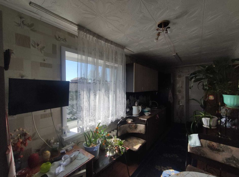 Продам частный лом ул. К.Маркса, 34