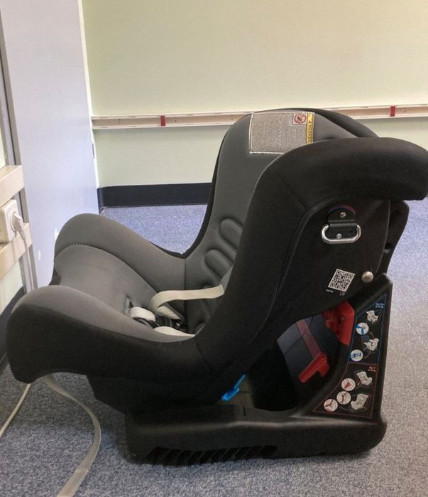 Автокресло Chicco Elette