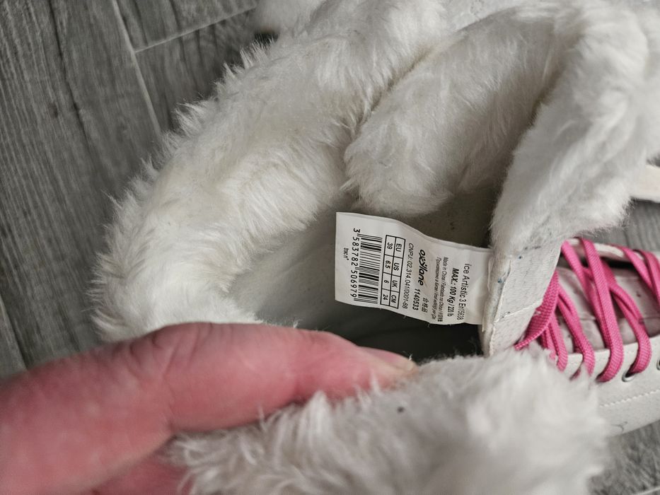 Patine imblanite Oxelo, mar 39, ca noi!