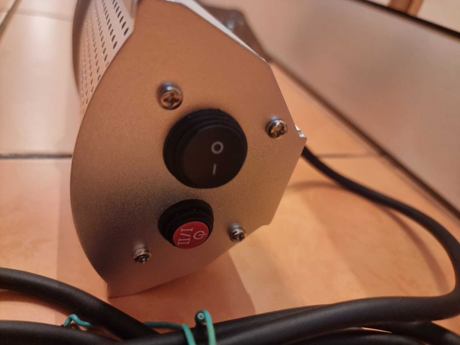 Incalzitor terasa electric infrarosu VORTEX VO4241, 2000W, aluminiu