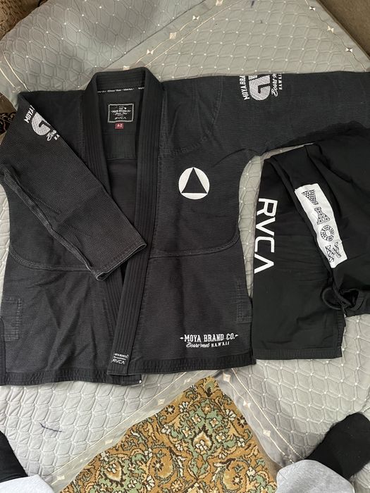 Продам кимоно(Gi)