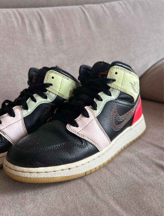 Nike Jordan 1 Mid Se