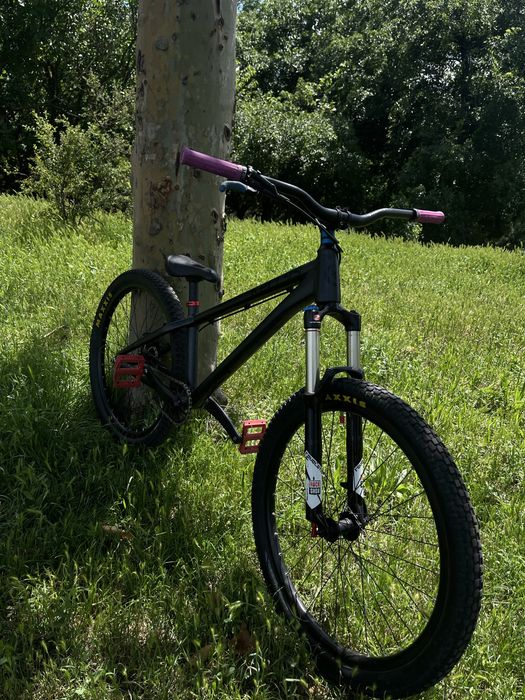 Bicicleta kellys whip 30 aproape noua